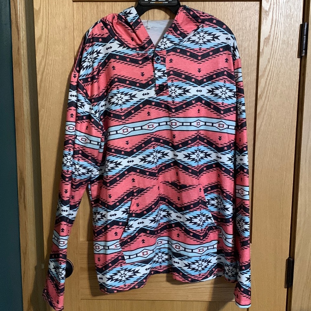 Men’s Aztec Print Longsleeve